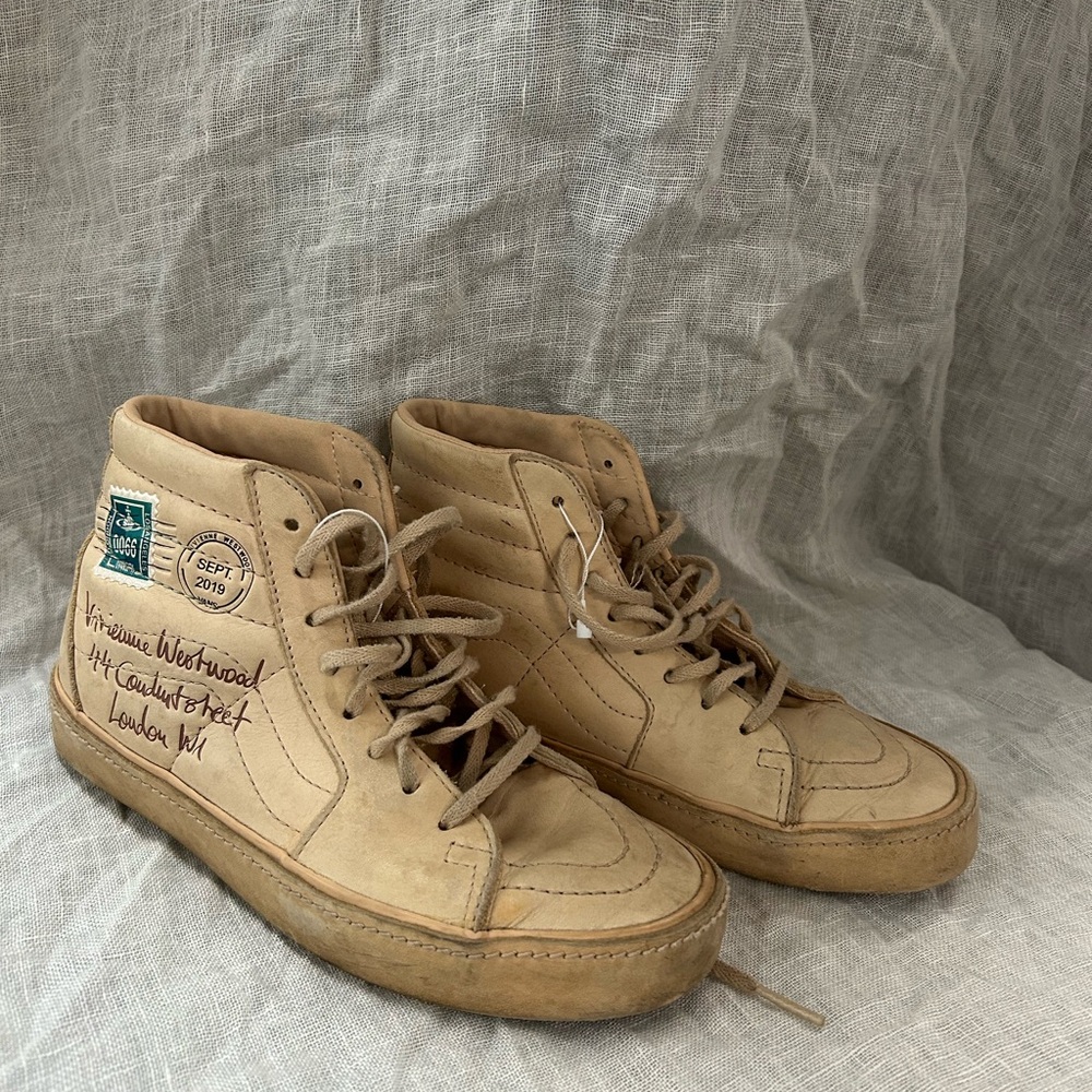 Vivienne Westwood x VansTan and Cream shoes, Size Boys: 3.5 Women: 5